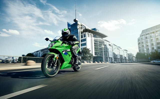 Kawasaki Ninja 125 2026.