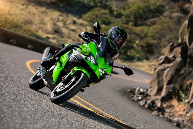 Kawasaki Ninja 500SE 2026.