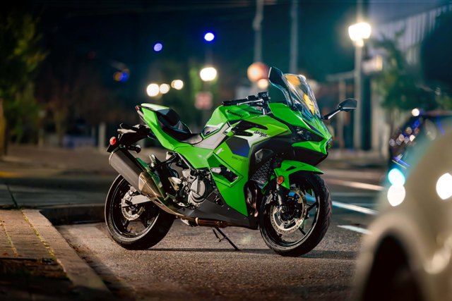Kawasaki Ninja 500SE 2026.