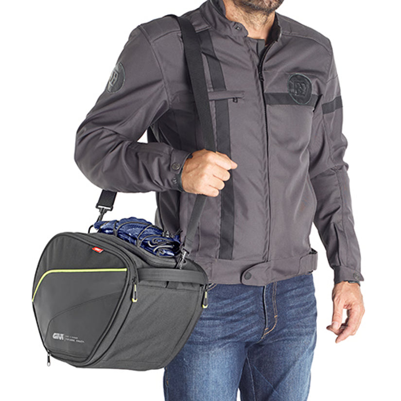 Givi EA135 – tunel / tail torba za motor i skuter 15L